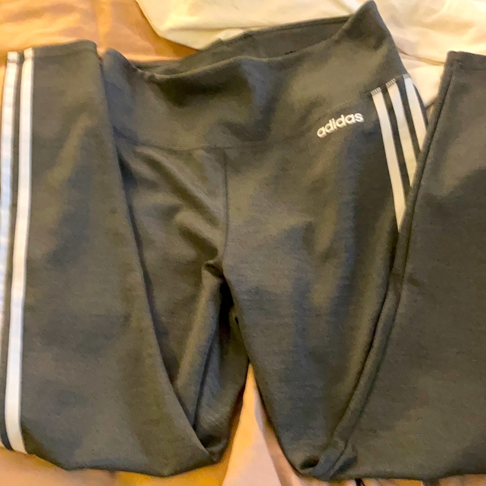 Adidas leggings